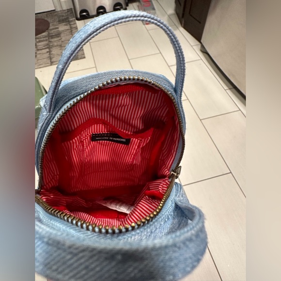 Herschel Nova Cross shoulder mini backpack - Picture 6 of 7